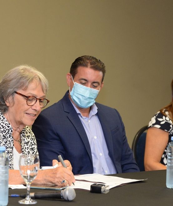 La UPC firmó un Convenio de Cooperación con el Ministerio de Vinculación Comunitaria, Protocolo y Comunicación